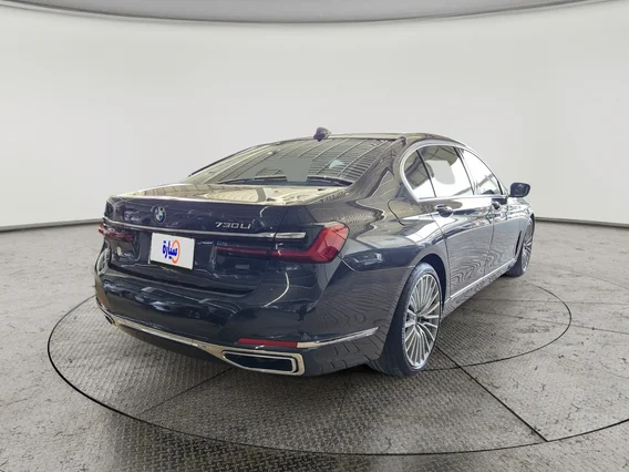 بي ام دبليو الفئة السابعة 730Li 2022 