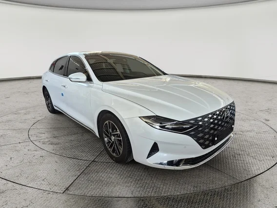 Hyundai Grandeur  2020