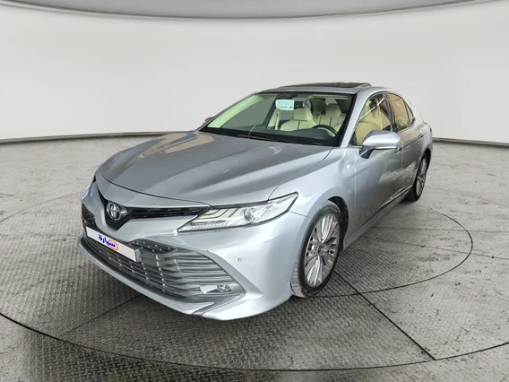 تويوتا كامري SE 2020 