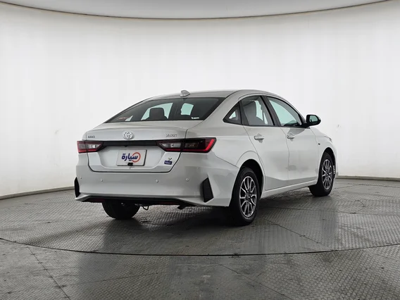 تويوتا يارس Y 2023