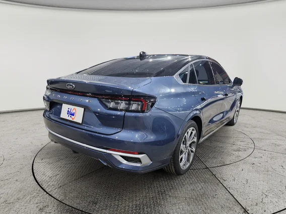 فورد تورس تيتانيوم 2025 