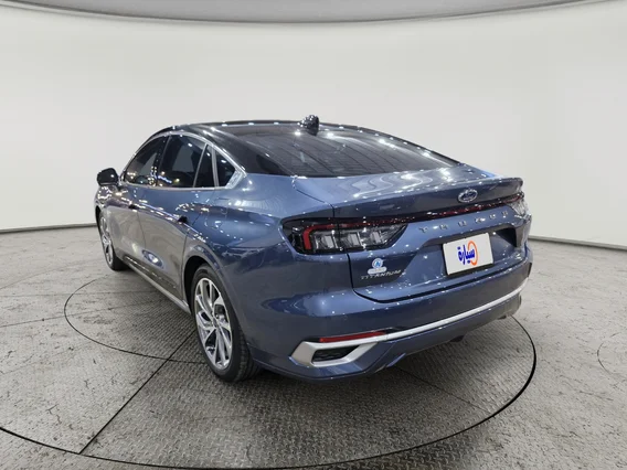 فورد تورس تيتانيوم 2025 