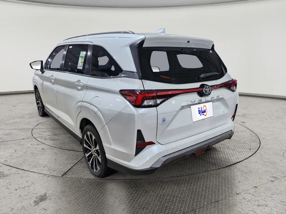 Toyota Veloz GLX 2024