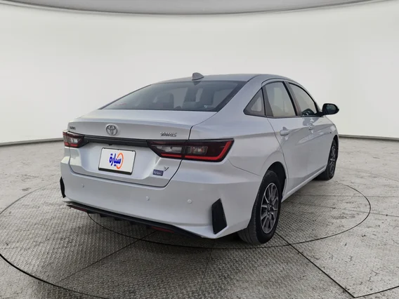 تويوتا يارس Y 2023 