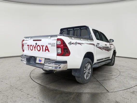 تويوتا هايلكس SGLX 4X4 AT DSL 2024 دبل