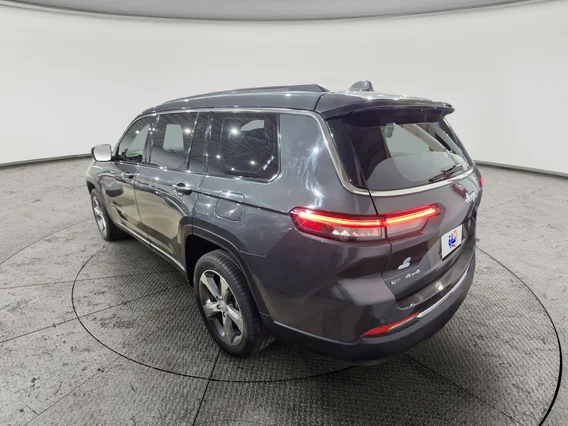 جيب جراند شيروكي ليمتد 2022 دبل