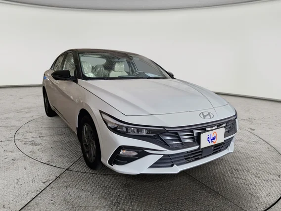 Hyundai Elantra Smart 2025 