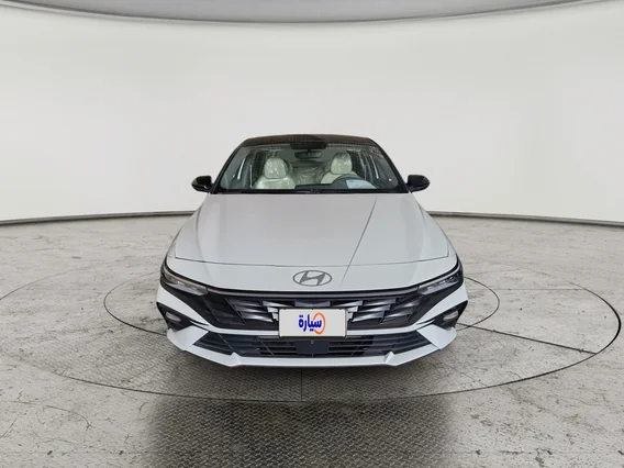 Hyundai Elantra Smart 2025 