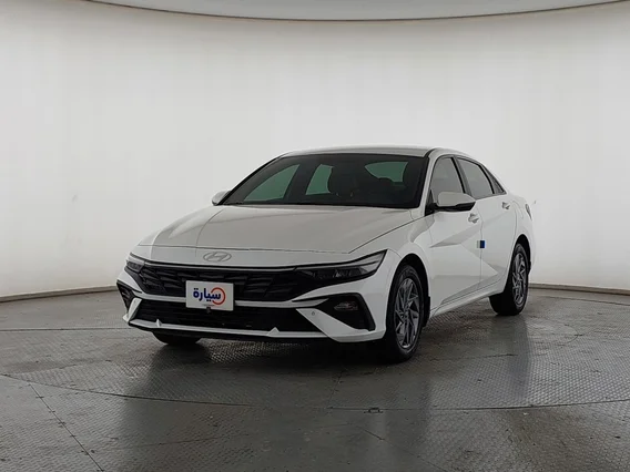 Hyundai Elantra Smart 2024 