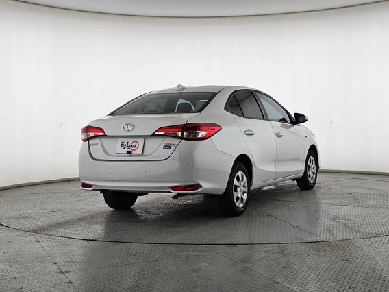 تويوتا يارس Y 2021 