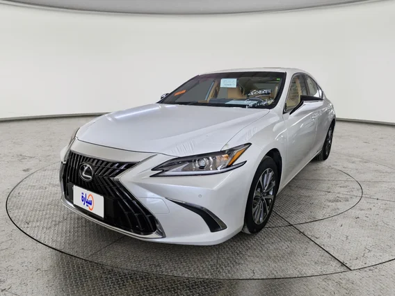 Lexus ES 300 H 2024 