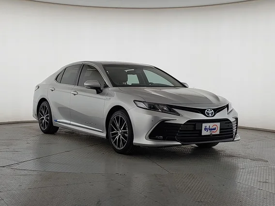 تويوتا كامري GLE HEV  2021 