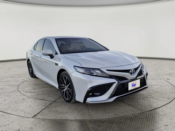 تويوتا كامري SE 2024 