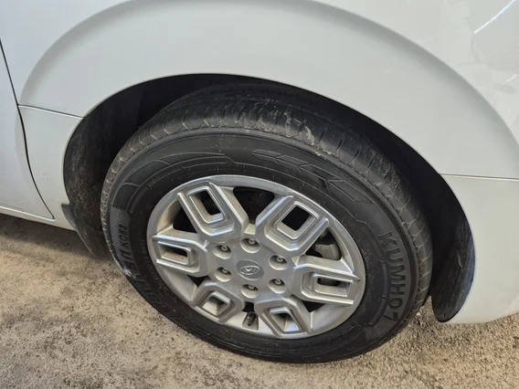 هيونداي ستاريا سمارت 11 مقاعد 2022 