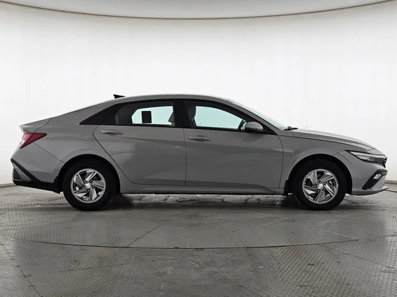 Hyundai Elantra Fleet 2024 