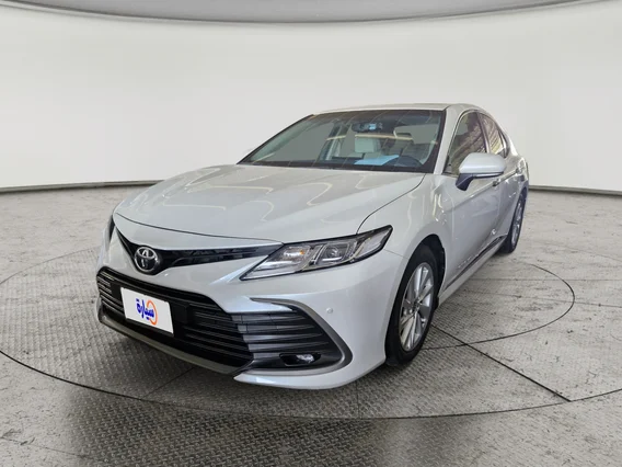 Toyota Camry  GLE 2024 