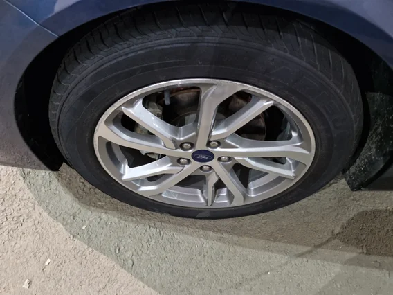 Ford Taurus Ambiente New Shape 2023 