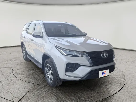 Toyota Fortuner VX 2023 دبل