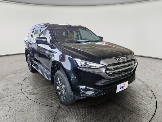 Isuzu MU Full 2023 