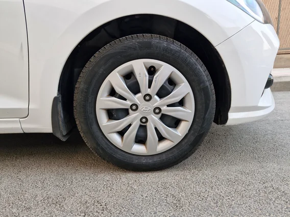 هيونداي اكسنت سمارت 2022 