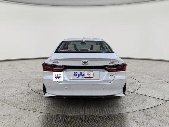 Toyota Yaris  YX 2024 