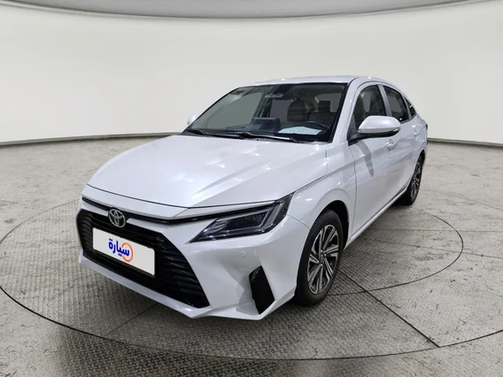 Toyota Yaris  YX 2024 