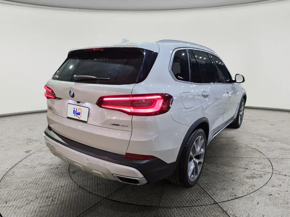 بي ام دبليو الفئة اكس 5 xDrive 40i 2021 