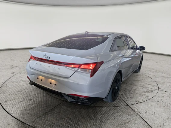 Hyundai Elantra PREMIUM 2023 