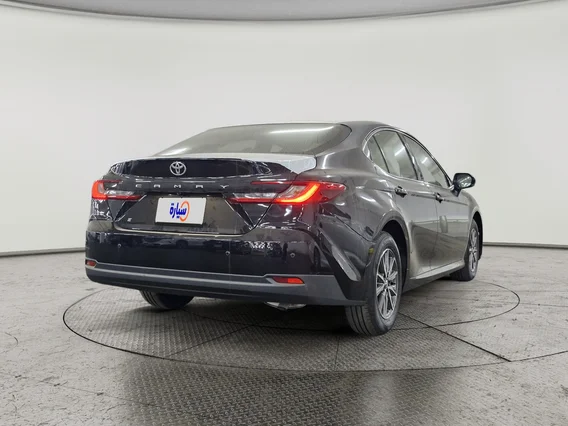 تويوتا كامري E 2025 