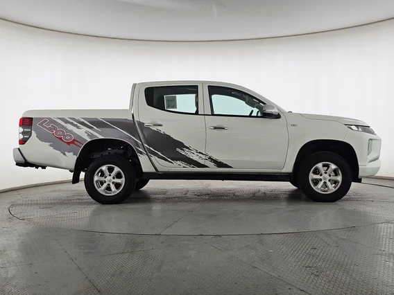 ميتسوبيشي L200 Double Cap 2023 دبل