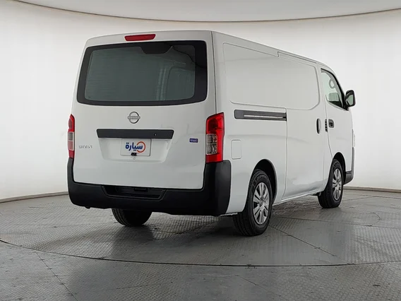 نيسان باص اورفان بضاعة 2023 