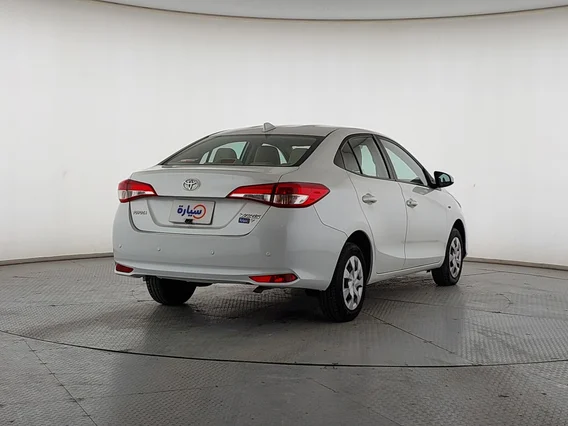 Toyota Yaris  Y 2021 