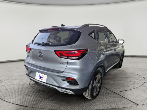 MG ZS LUX 2023 