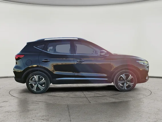 MG ZS LUX 2023 