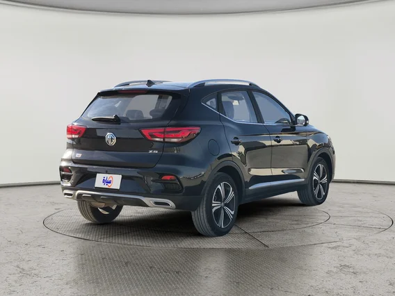 MG ZS LUX 2023 