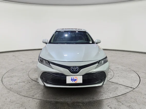 Toyota Camry  GLE 2019 