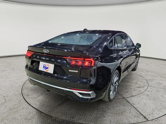 فورد تورس تيتانيوم 2025 