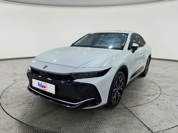 Toyota Crown Premium 2023 