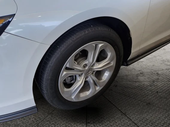 هوندا اكورد LX 2025 