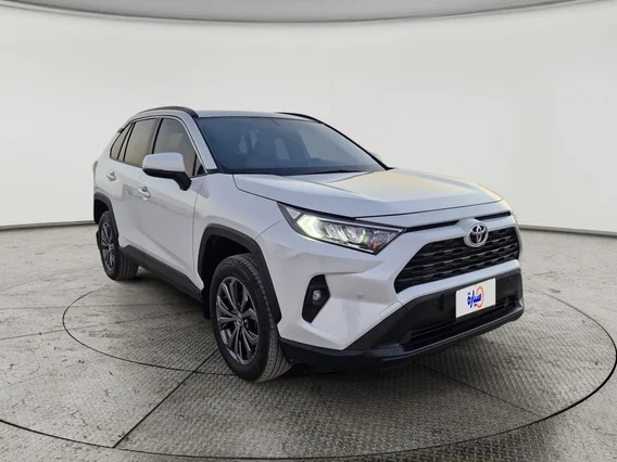 Toyota RAV4 XLE 2024 