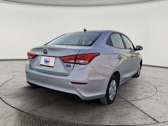 شانجان السفن Basic 2023 