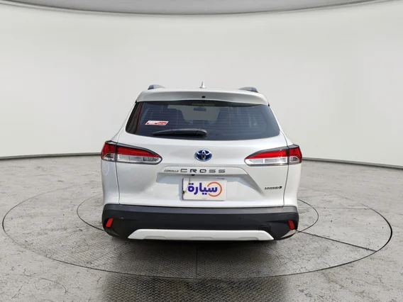 تويوتا كورولا كروس XLE HEV 2024 