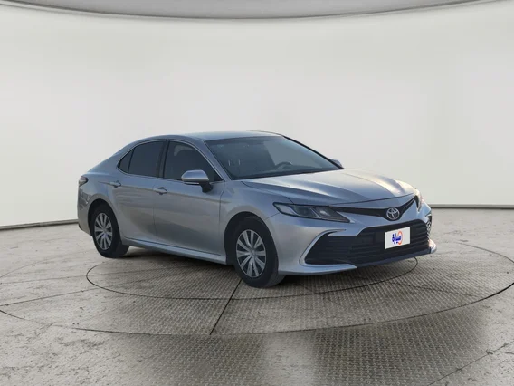 تويوتا كامري LE 2023 