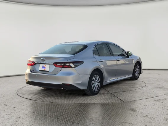 Toyota Camry  LE 2024 