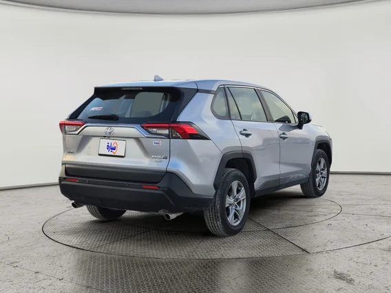 Toyota RAV4 LE 2023 
