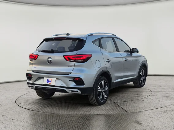 MG ZS LUX 2023 