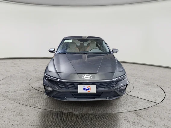 Hyundai Elantra Smart 2024 