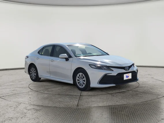 تويوتا كامري LE 2022 