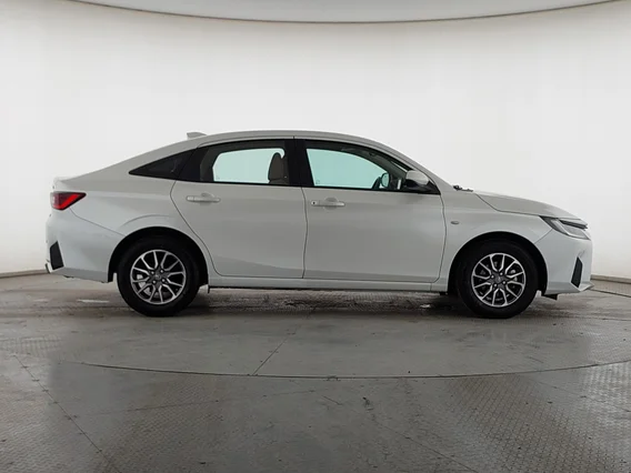 تويوتا يارس Y 2023 