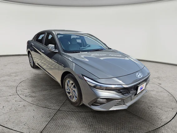 Hyundai Elantra Smart 2025 